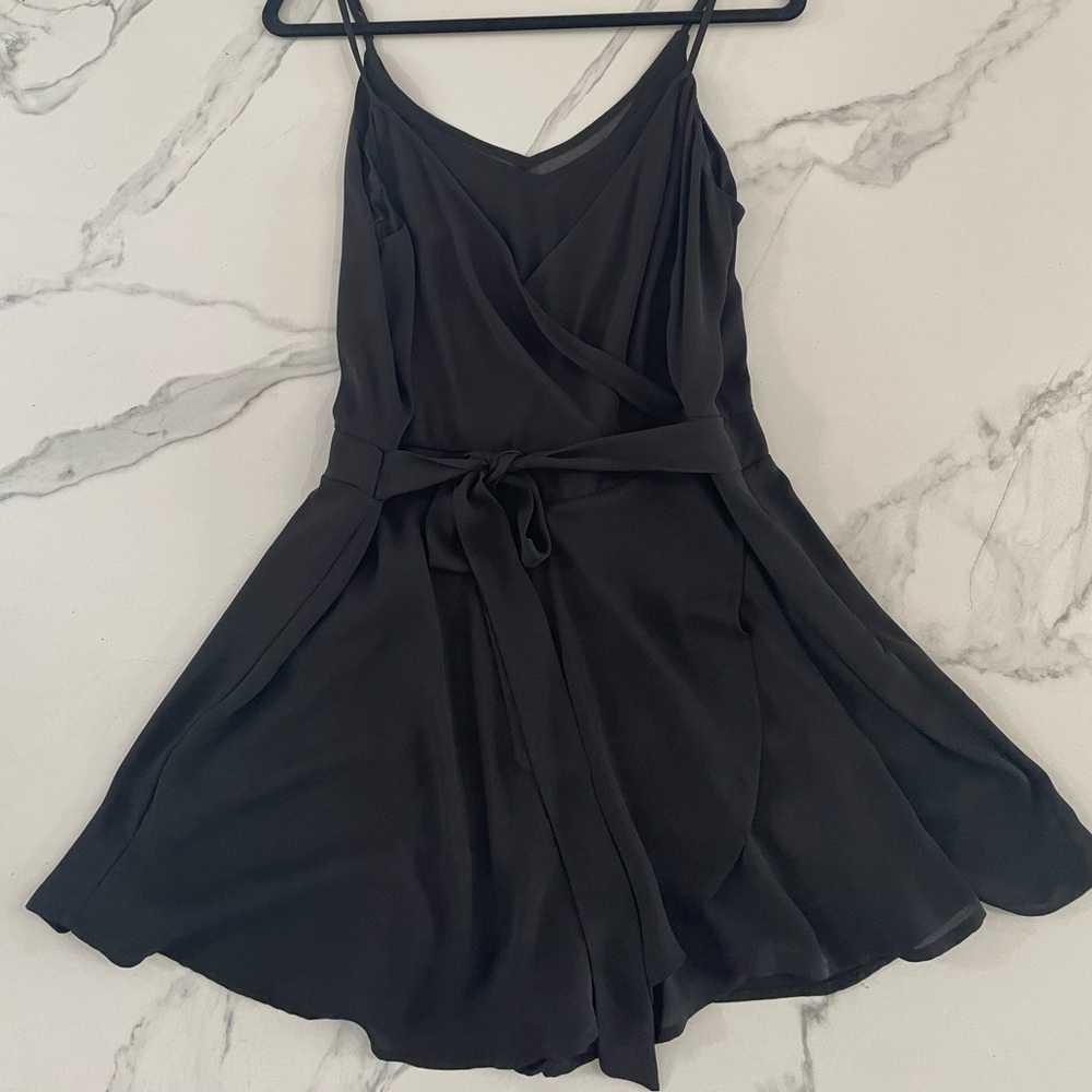 Express | Black Flowy Romper with Spagetti Straps - Size 14